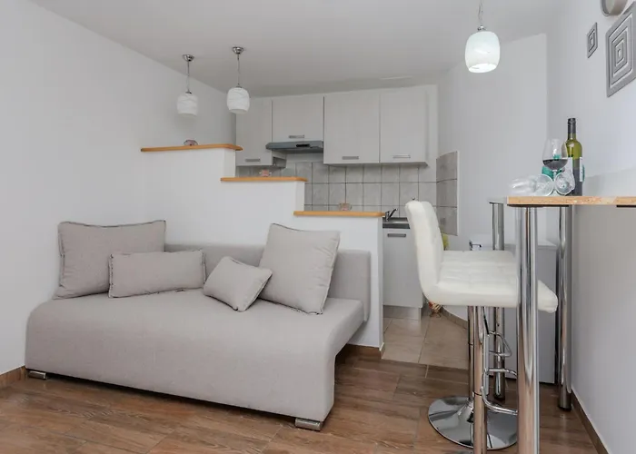 Lucic By Interhome بيت للعطل *